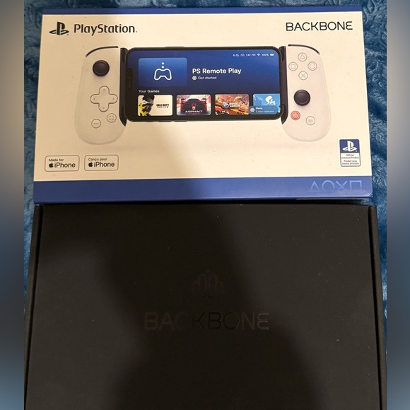 Backbone Game Controller - Picture 2 of 6